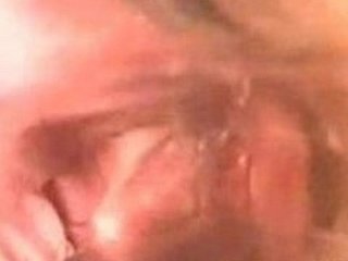 무엇 그녀의 오르가즘은 마찬가지로 내부를 찾습니다