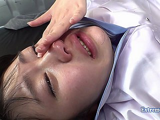 Katomi Jav วัยรุ่นทำร้ายในรถตู้นิ้วเสียหายและหยาบแอบเธอได้รับจริงไปกว่าหนึ่งในนี้