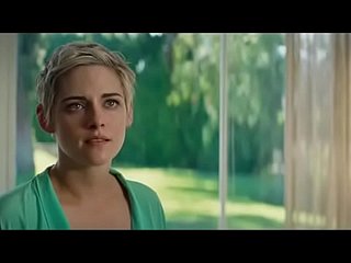 Kristen Stewart mamas em cenas de sexo