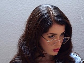 Babes - شرکاء مشاہدے: حصہ 1 2 - ابیلا خطرہ