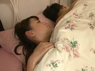Hot Pest Asian Dame che viene punito Hardcore Sacristan