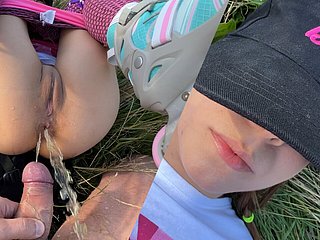 Ôi không! Anh ấy đã đi vào mông của Barbie - Piss close by Ass