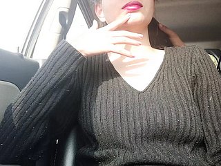 Doggytyle Handjob dla przyjaciela w samochodzie na świeżym powietrzu - ryzykowny seks, lornycouple149