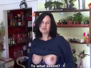 Gros Seins Matures De L'Argent Le Sexe Des Fleurs De Sneezles Department store