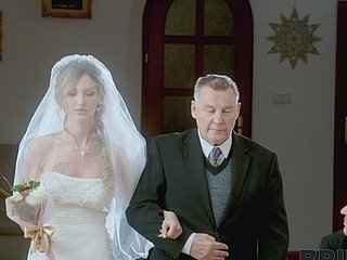 新婚の花嫁オリビア・スパークルが頭を与えて犯される