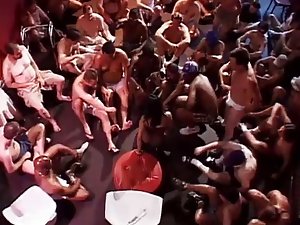 สาวขี้อาย, 40 โหลดสำหรับเธอ