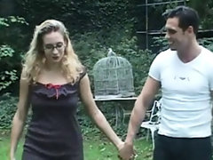 Perempuan murahan British, dubur