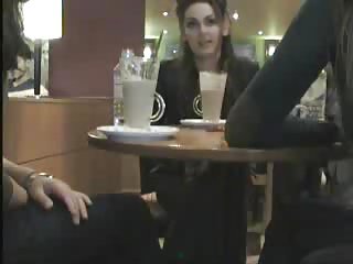 Lampeggiante thither un caffè