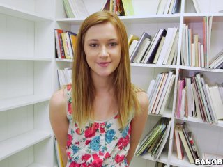Alaina Dawson Likes Untuk Persetan Keras