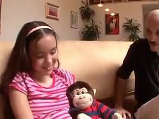 STP3 Old Person Fucks Một Altogether Horny Teen!