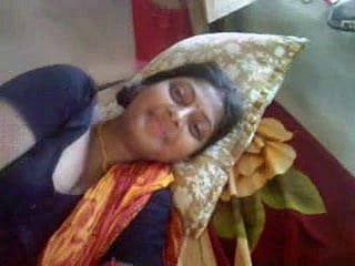 bella desi Boudi bengali con tette sexy Devar esposto