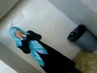 شہوت انگیز عرب کالج کے طالب علم BF اس کے اثاثوں کا انکشاف