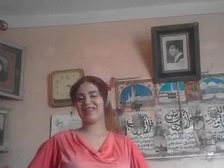 menari egyptian panas