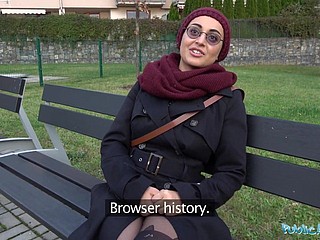 Openbare Representative Afghaanse schoonheid loont om een ​​grote lul neuken