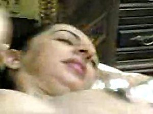 Sinful อาหรับ Gets เธอโกนหีระยำโดยโต้ง - หนังโป๊สมัครเล่น